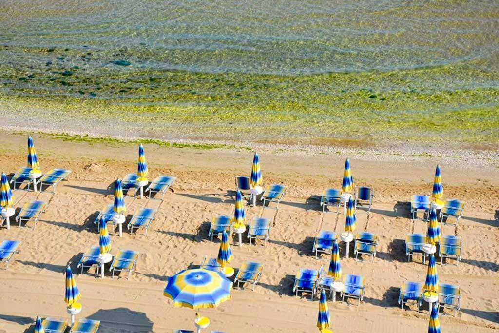 Hotel Marechiaro - Direttamente Sul Mare San Menaio Εξωτερικό φωτογραφία