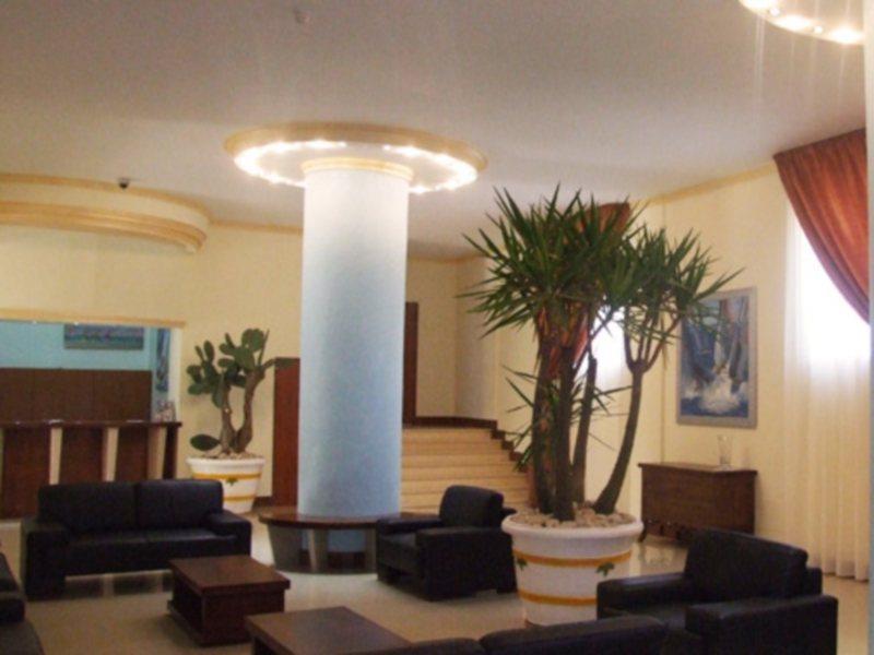 Hotel Marechiaro - Direttamente Sul Mare San Menaio Εξωτερικό φωτογραφία
